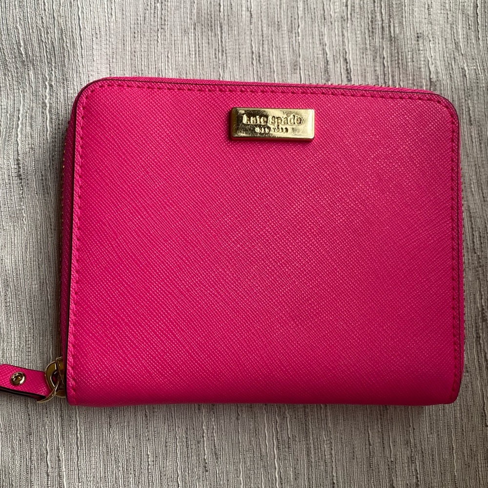 NWT KATE SPADE Darci zip wallet